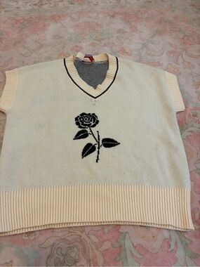 Cream Knit V-Neck Rose Sweater Vest